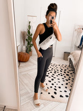 Load image into Gallery viewer, Sporty Gray Bumbag
